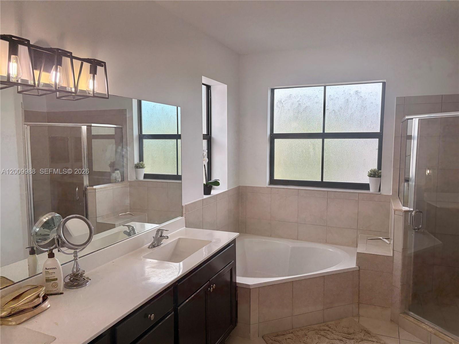 COCO PALM ESTATES - Residential