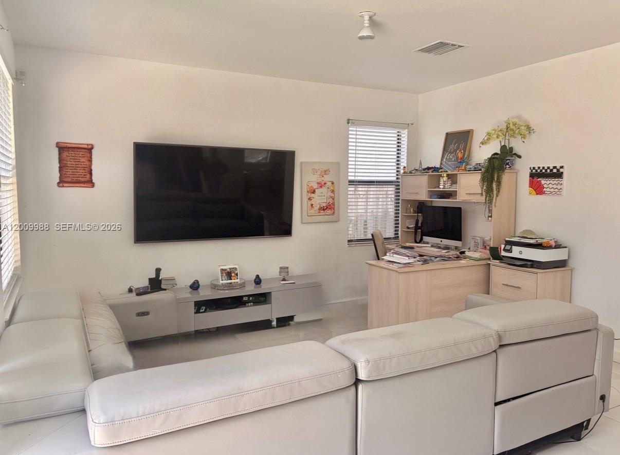 COCO PALM ESTATES - Residential