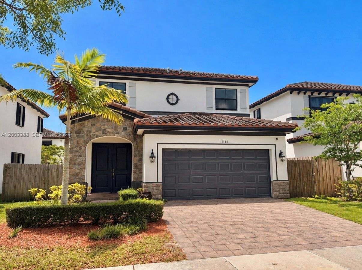 COCO PALM ESTATES - Residential