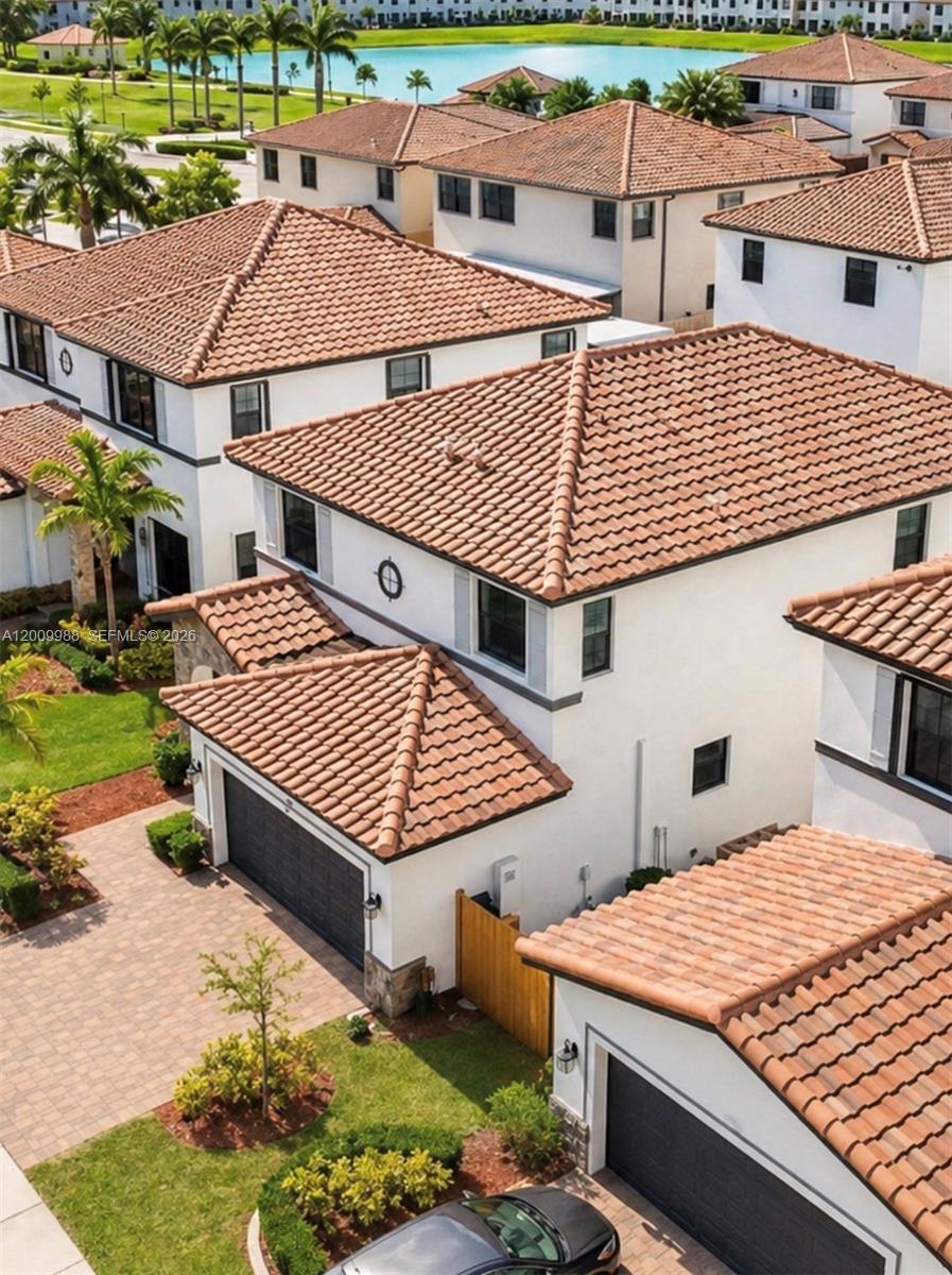 COCO PALM ESTATES - Residential