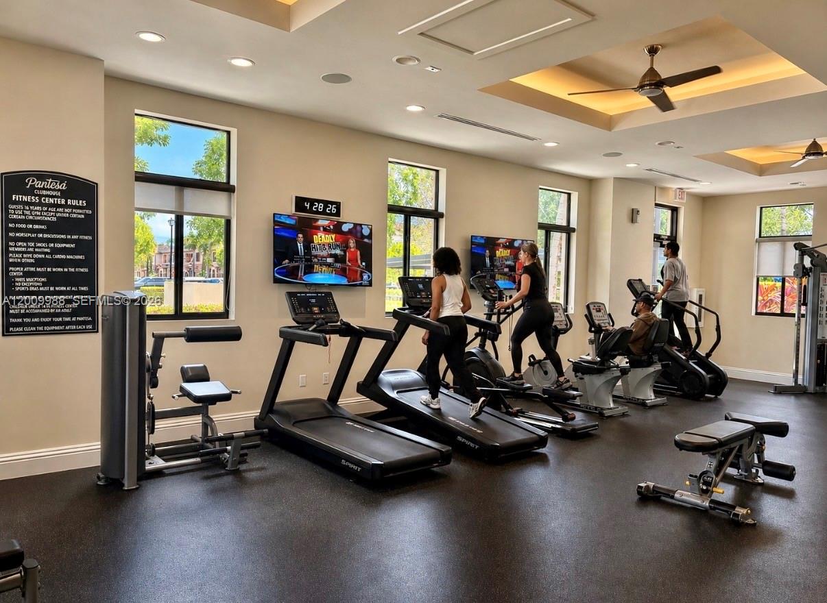 COCO PALM ESTATES - Residential
