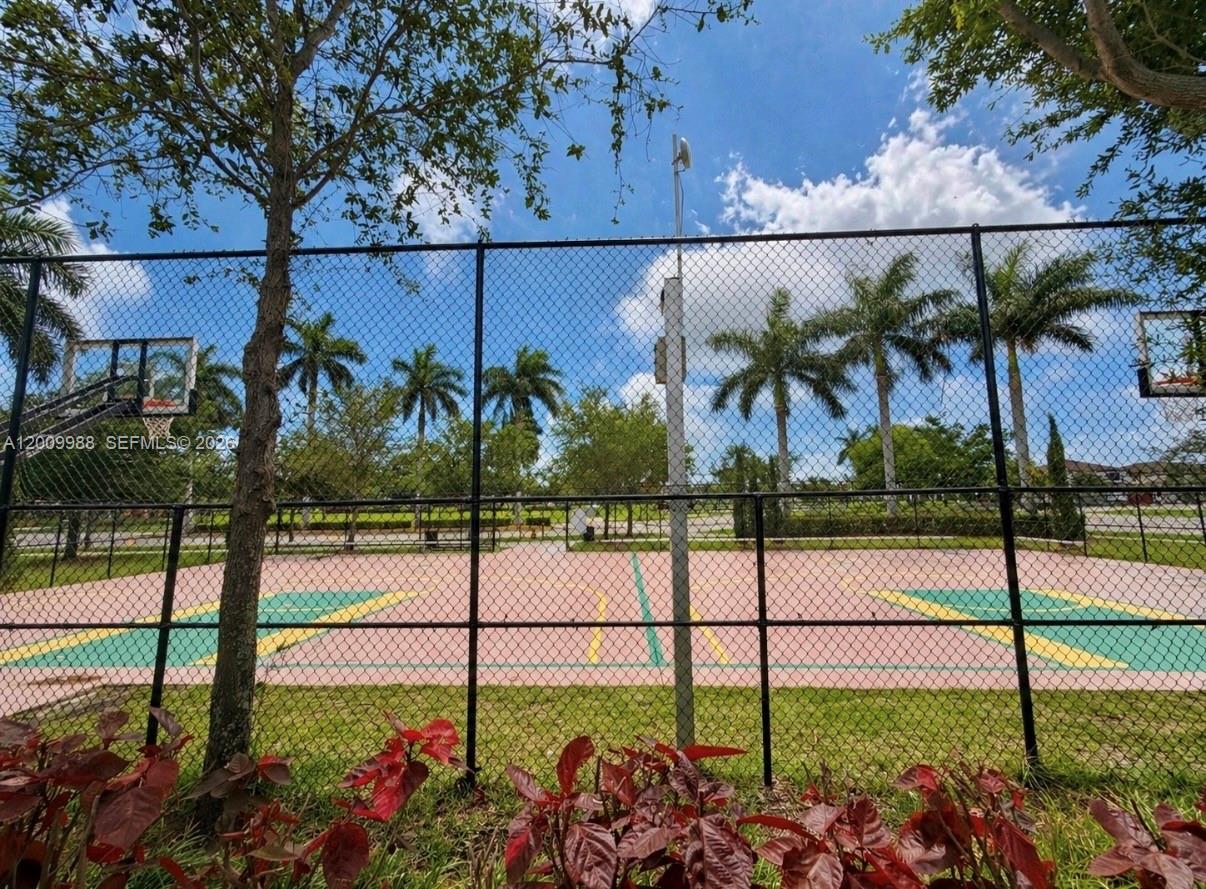 COCO PALM ESTATES - Residential