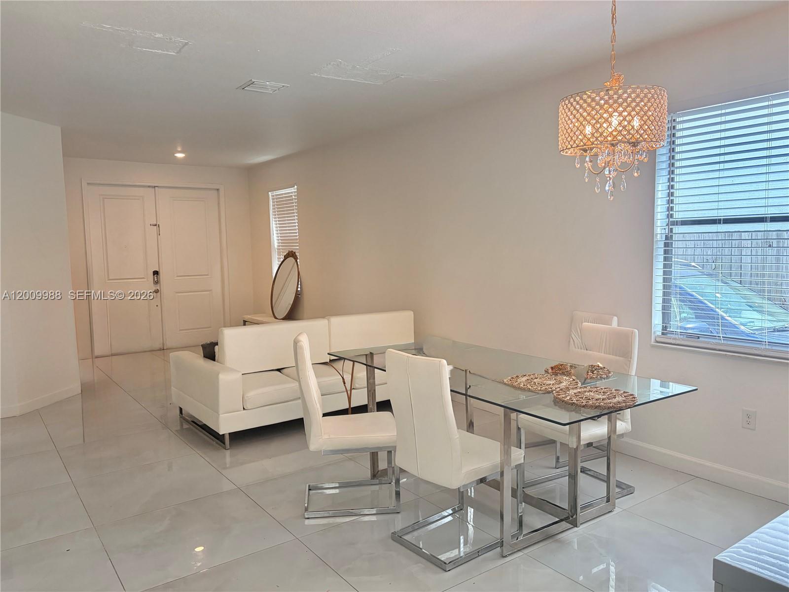 COCO PALM ESTATES - Residential