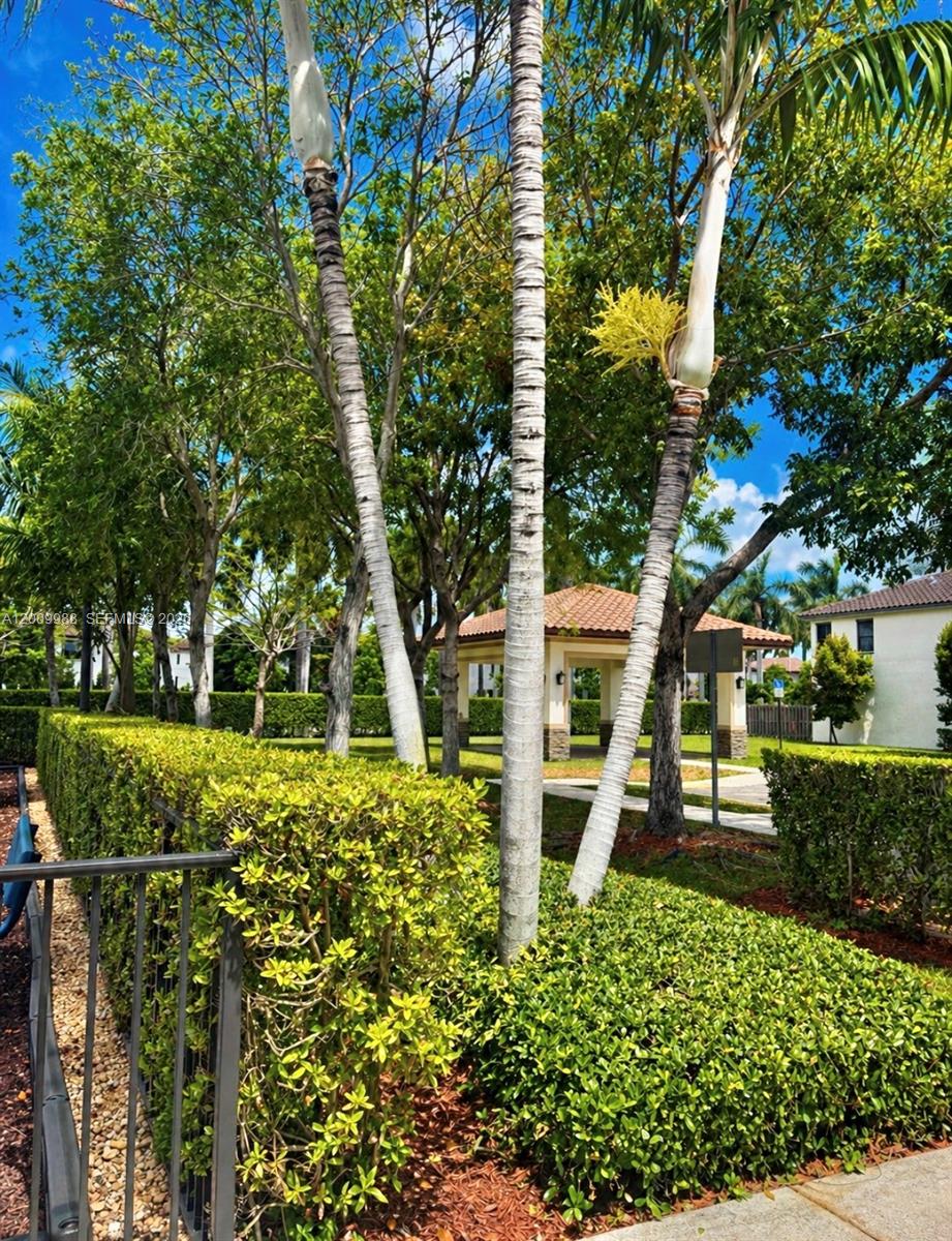 COCO PALM ESTATES - Residential