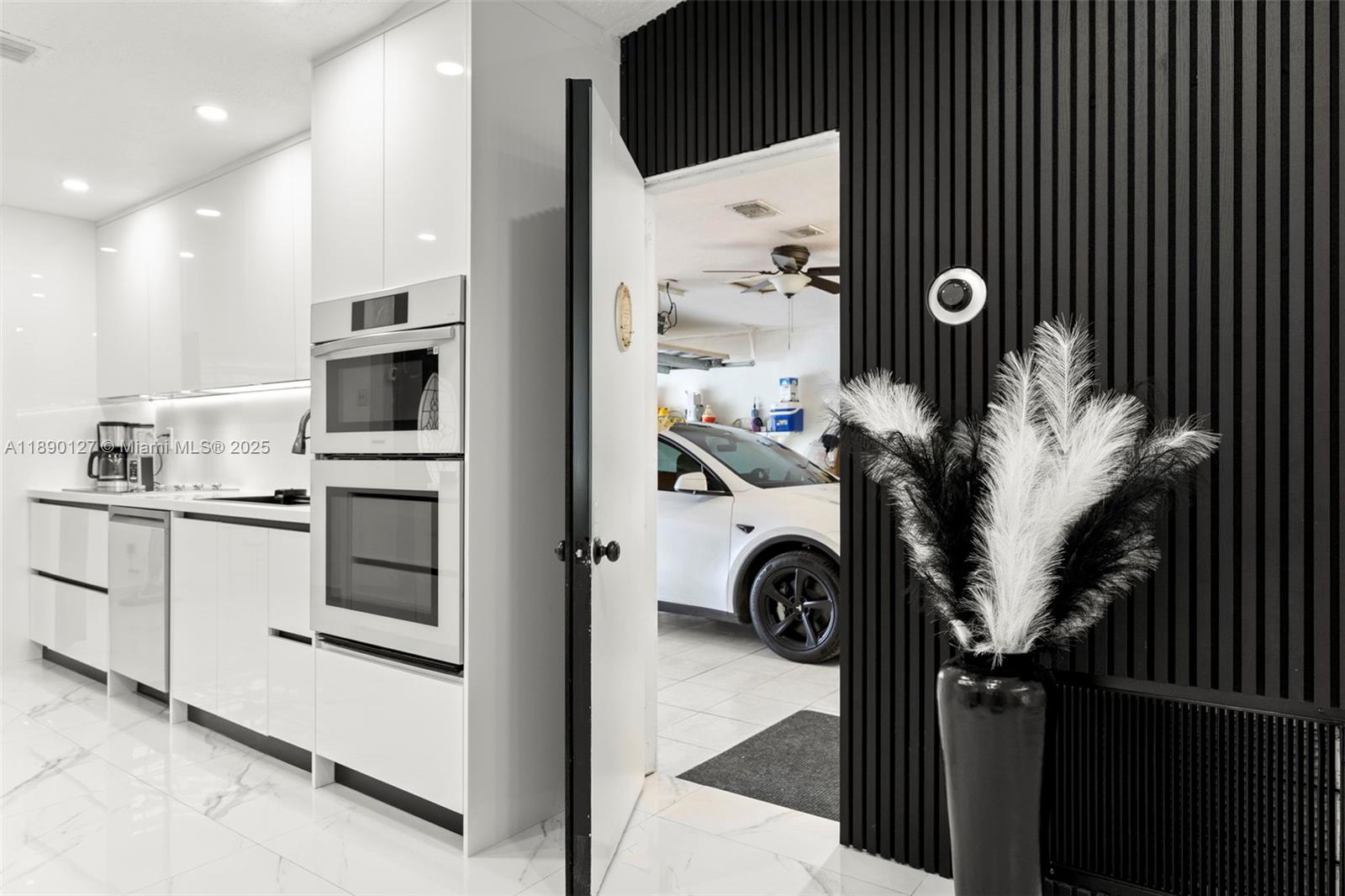 EDGEWATER PARK - Residential