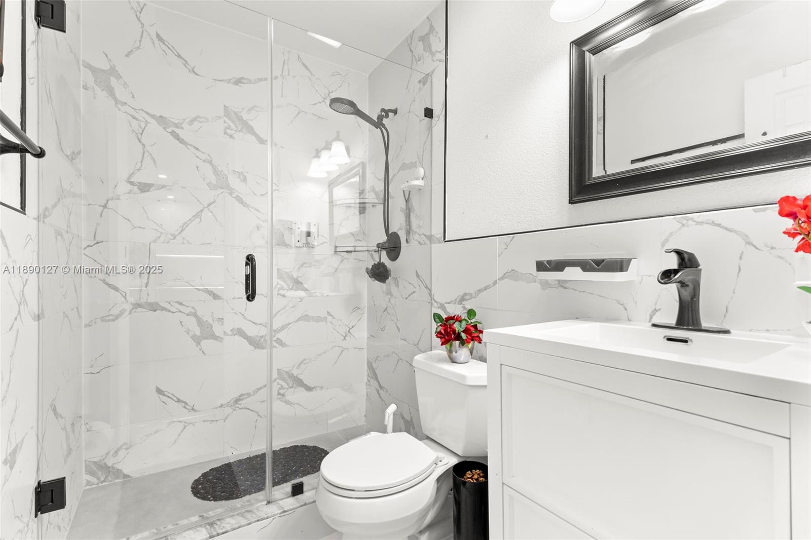 EDGEWATER PARK - Residential