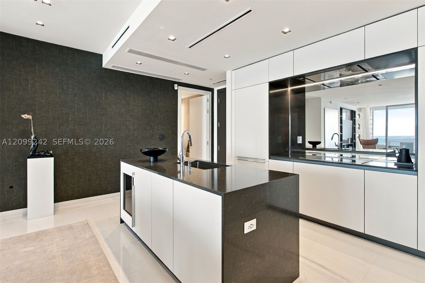 300 Biscayne Blvd Way 5105W