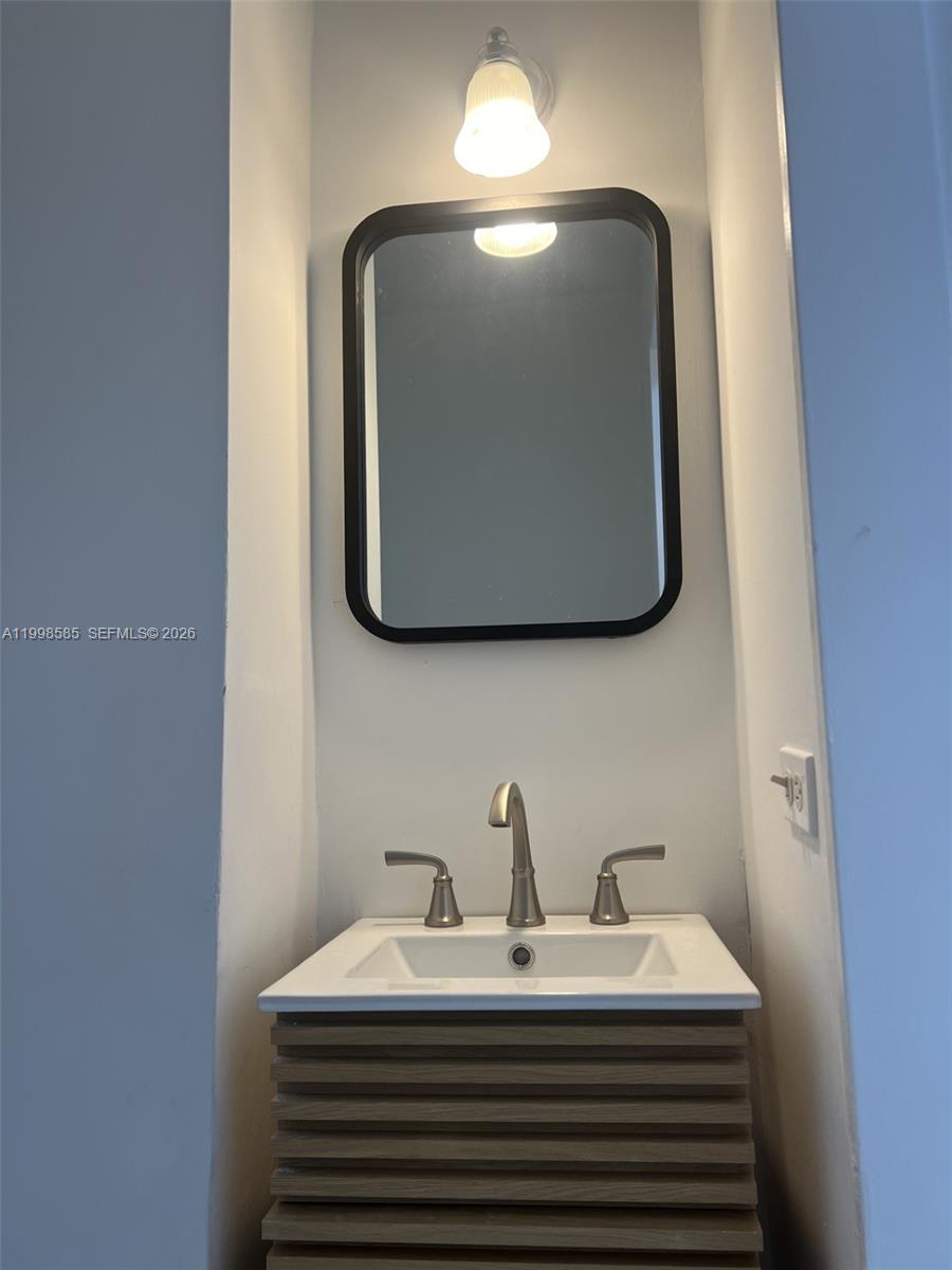 RIVERVIEW VILLAGE CONDO - Residential