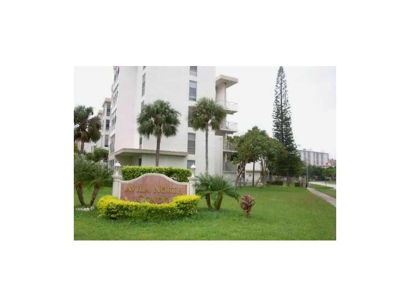 NICE UNIT, LOCATION.....LOCATION NEAR TO SCHOOLS,BEACHES,RESTAURANTS,SHOPPING, AND MUCH MORE YOU MUST TO SEE IT..