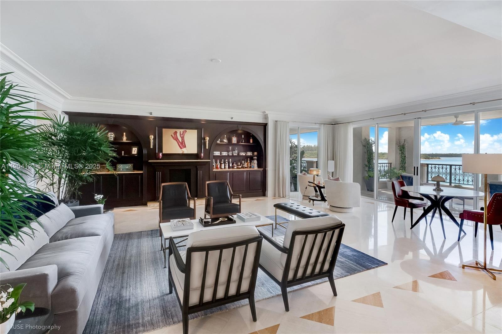 BAYVIEW AT FISHER ISL CON - Residential Lease