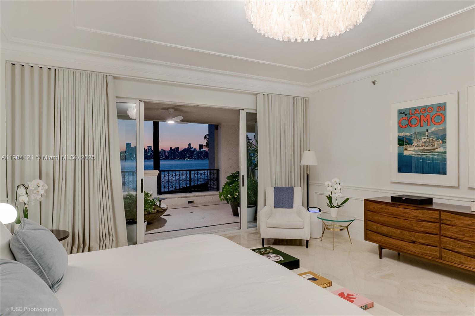 BAYVIEW AT FISHER ISL CON - Residential Lease