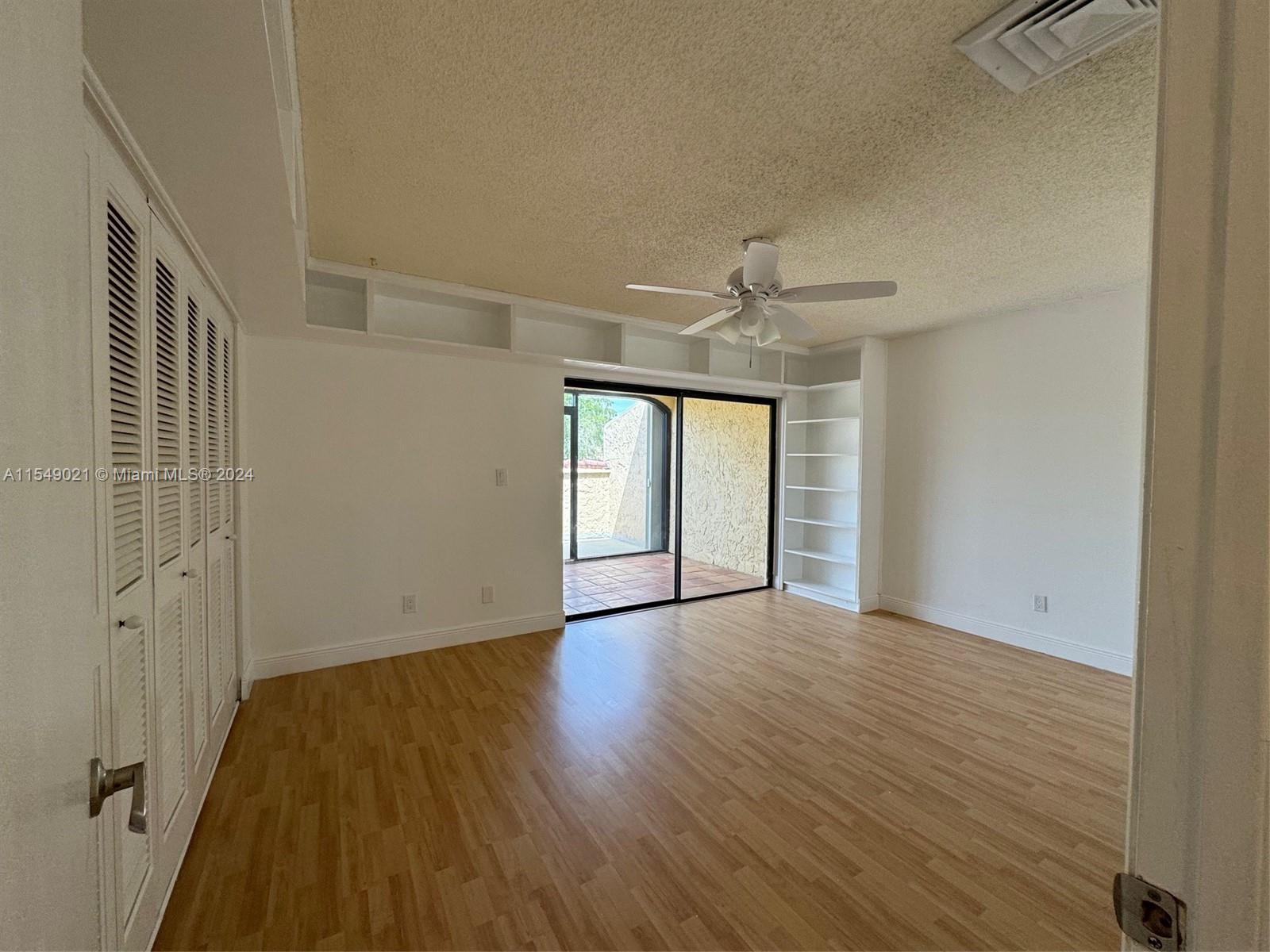 COSTA DEL SOL CONDO #4 - Residential