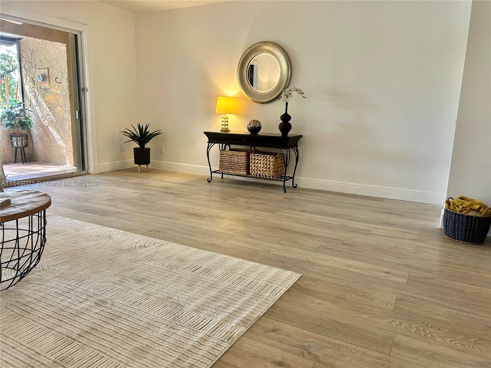 COSTA DEL SOL CONDO #4 - Residential