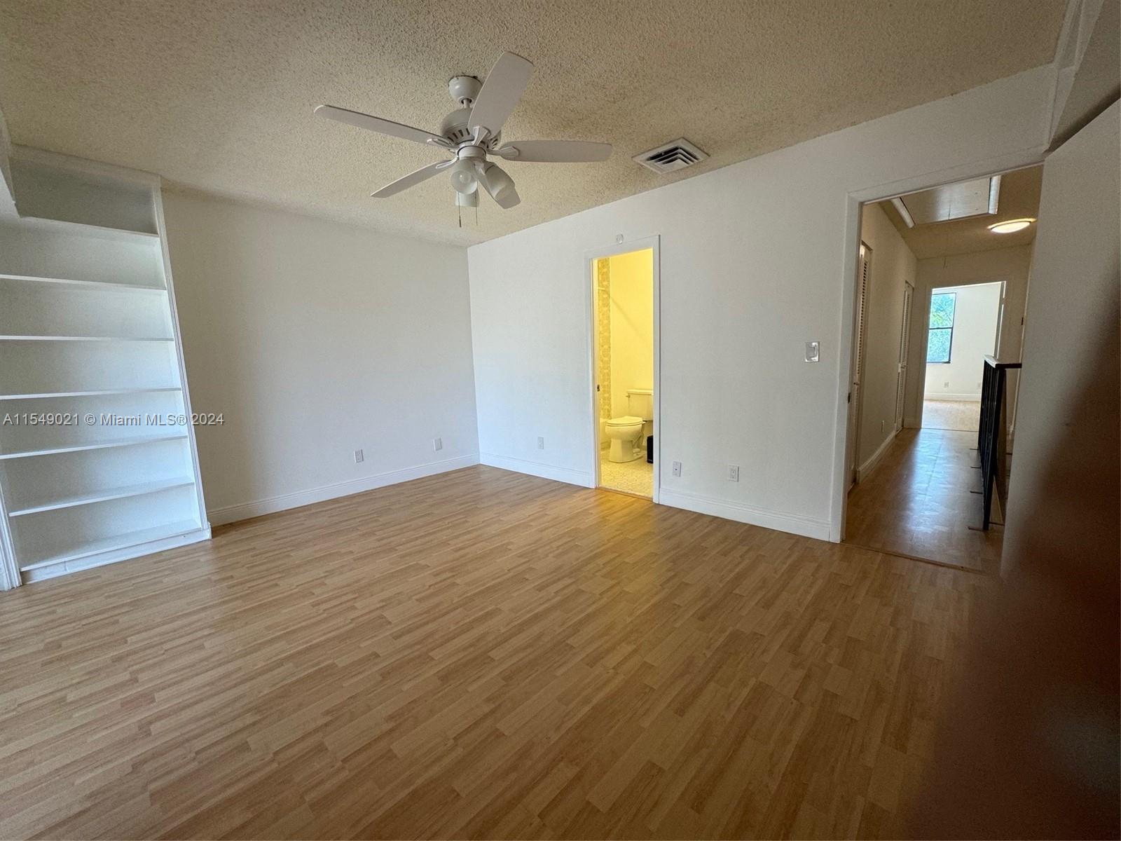 COSTA DEL SOL CONDO #4 - Residential