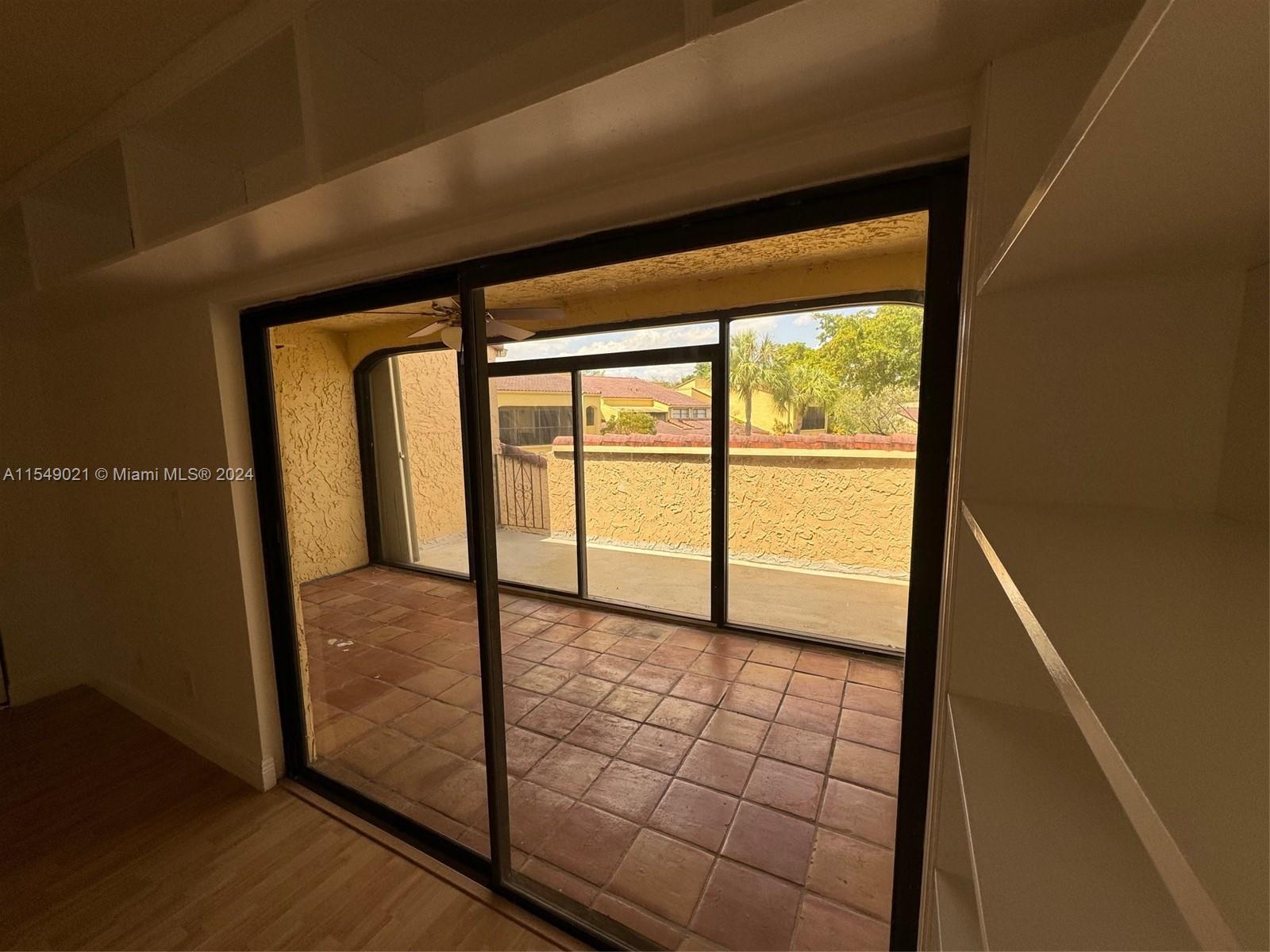 COSTA DEL SOL CONDO #4 - Residential