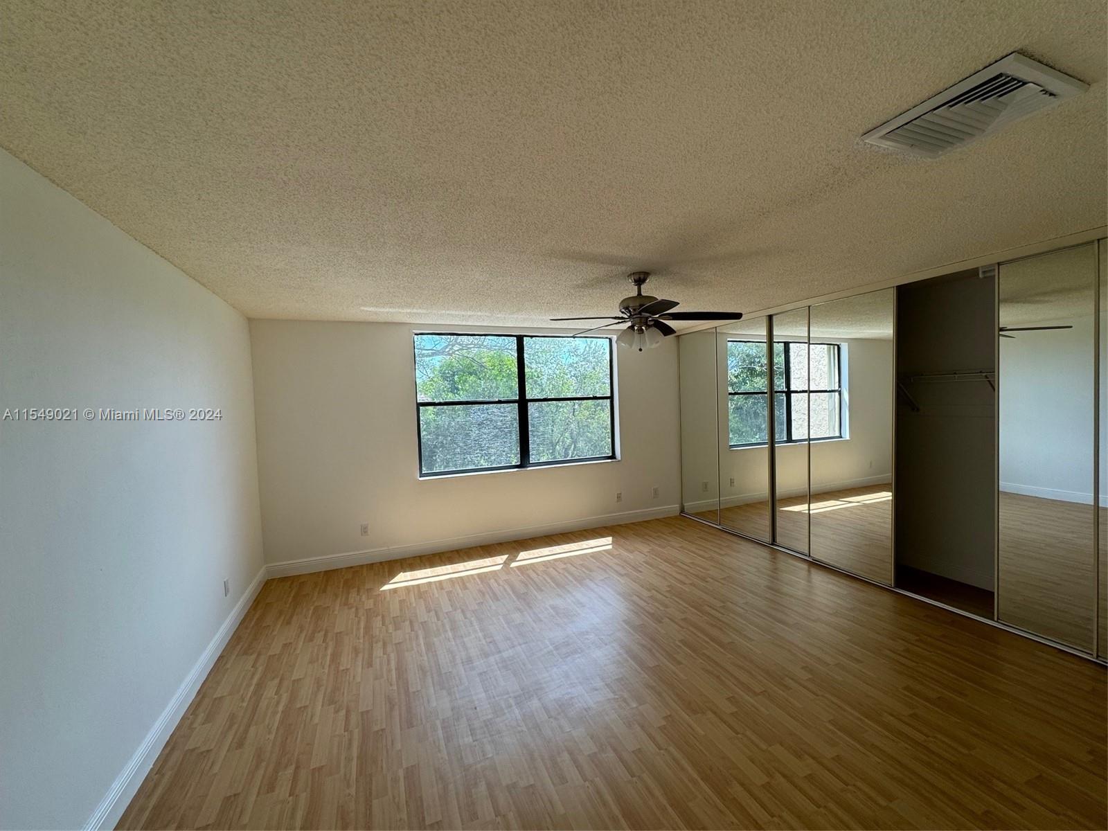 COSTA DEL SOL CONDO #4 - Residential
