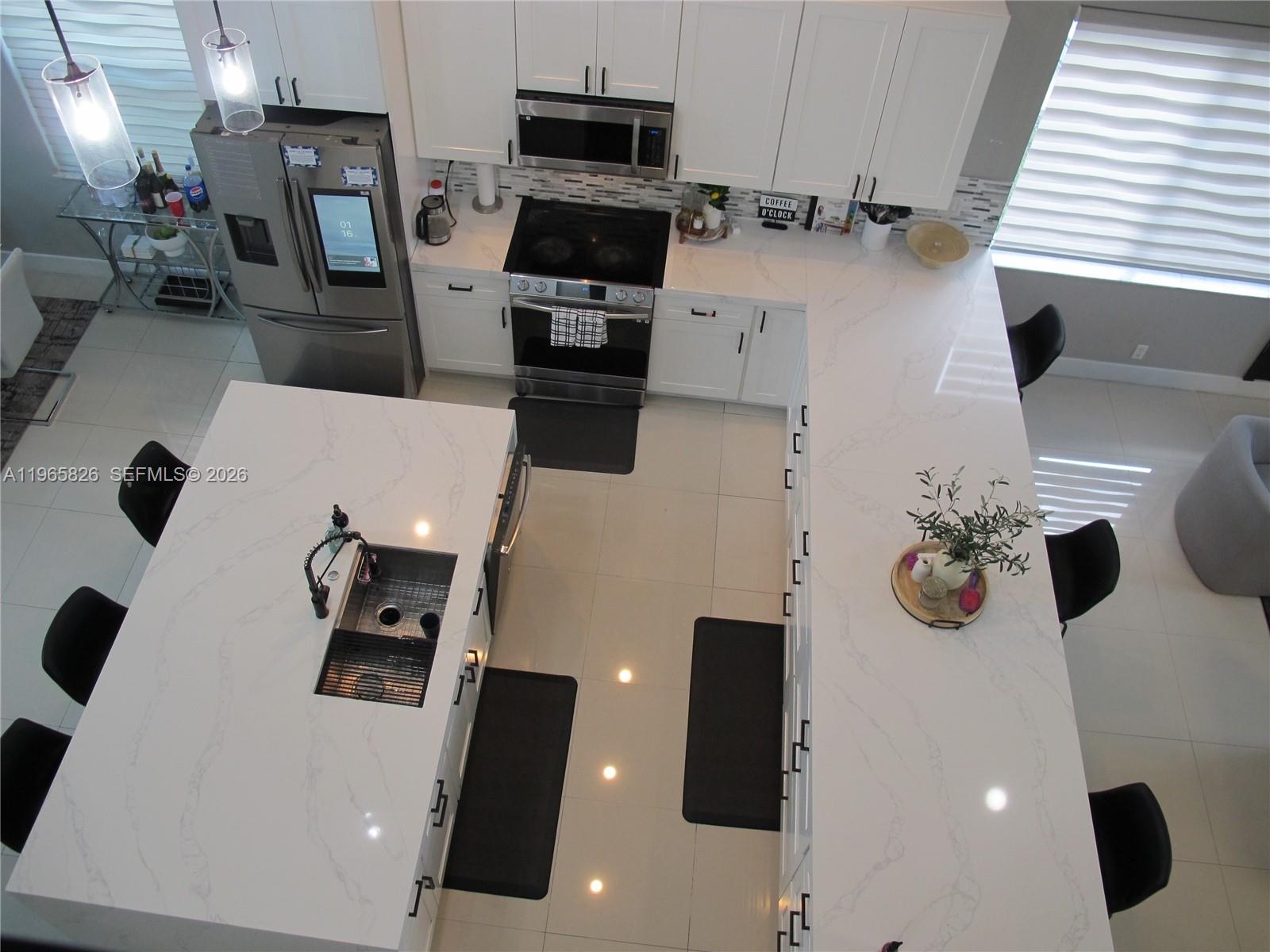 KENSINGTON - Residential