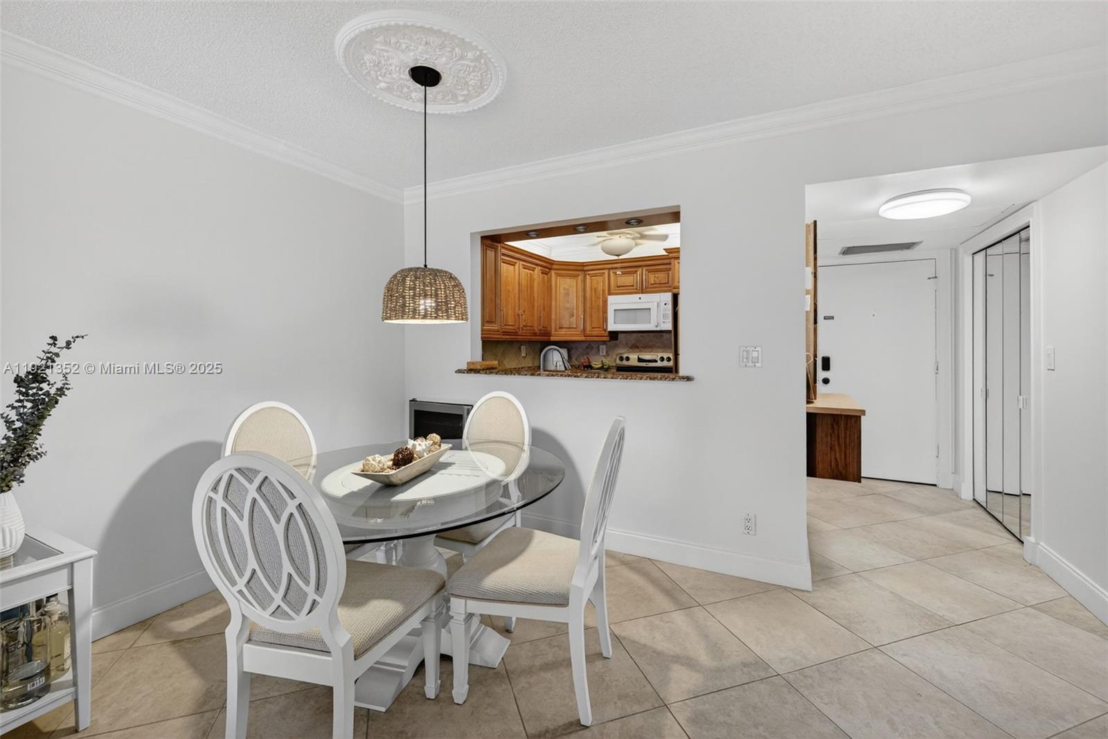 MEADOWS CONDO - Residential