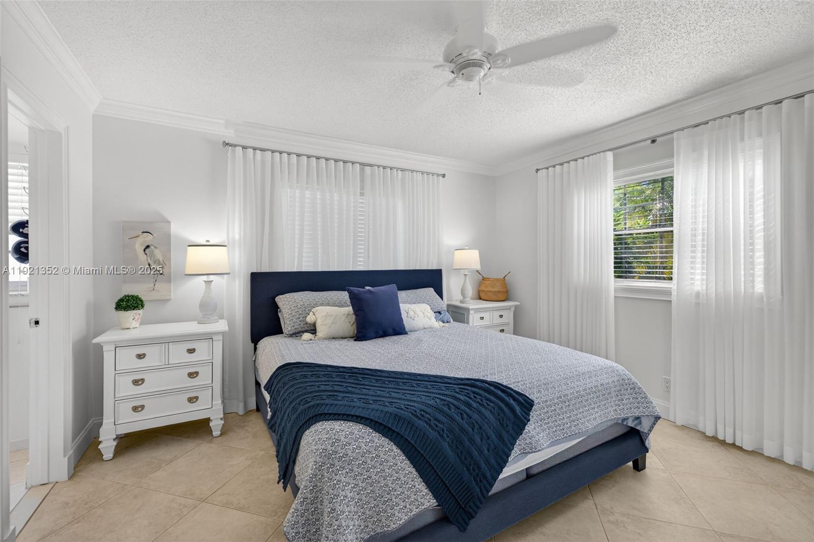 MEADOWS CONDO - Residential