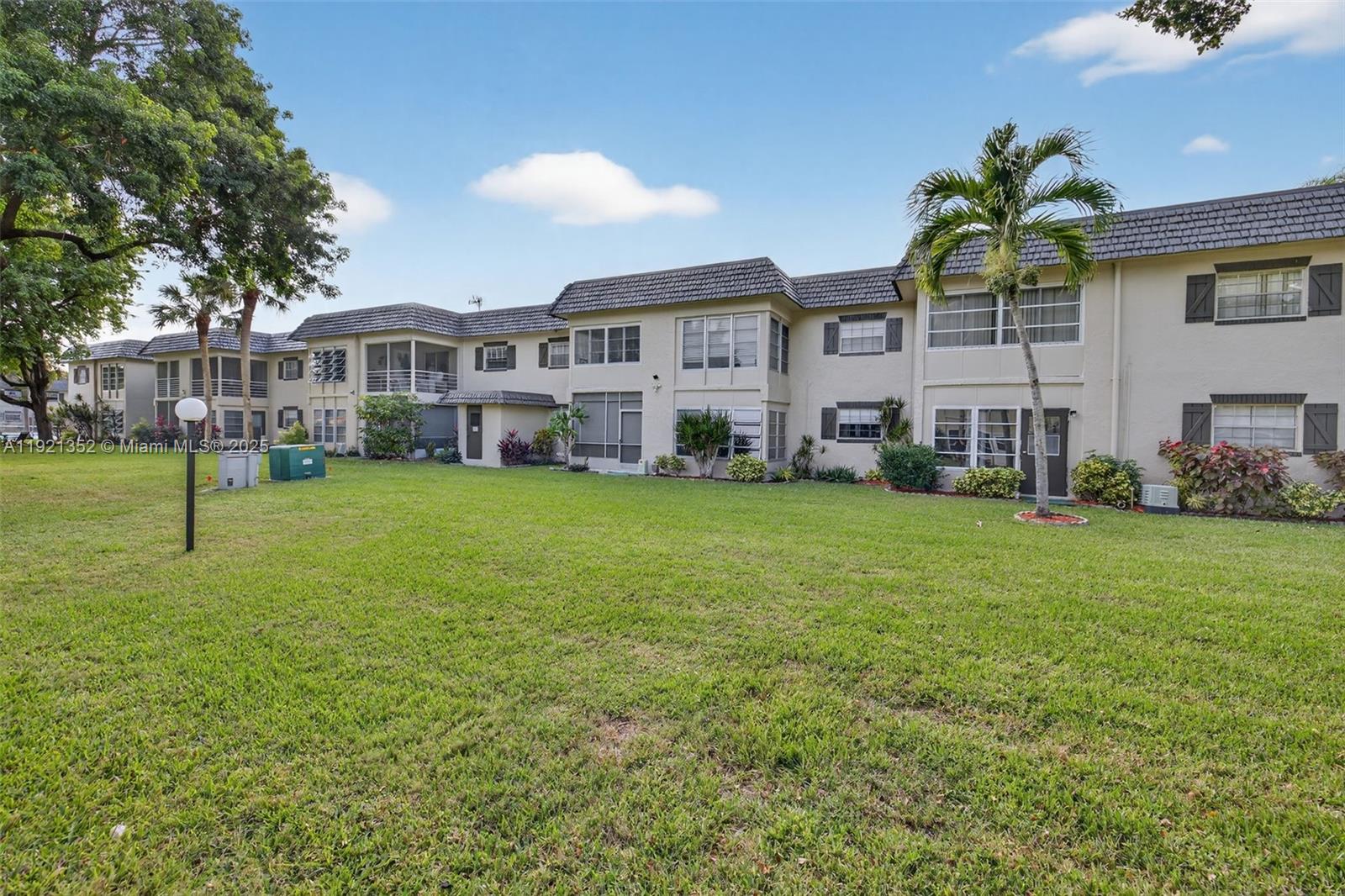 MEADOWS CONDO - Residential