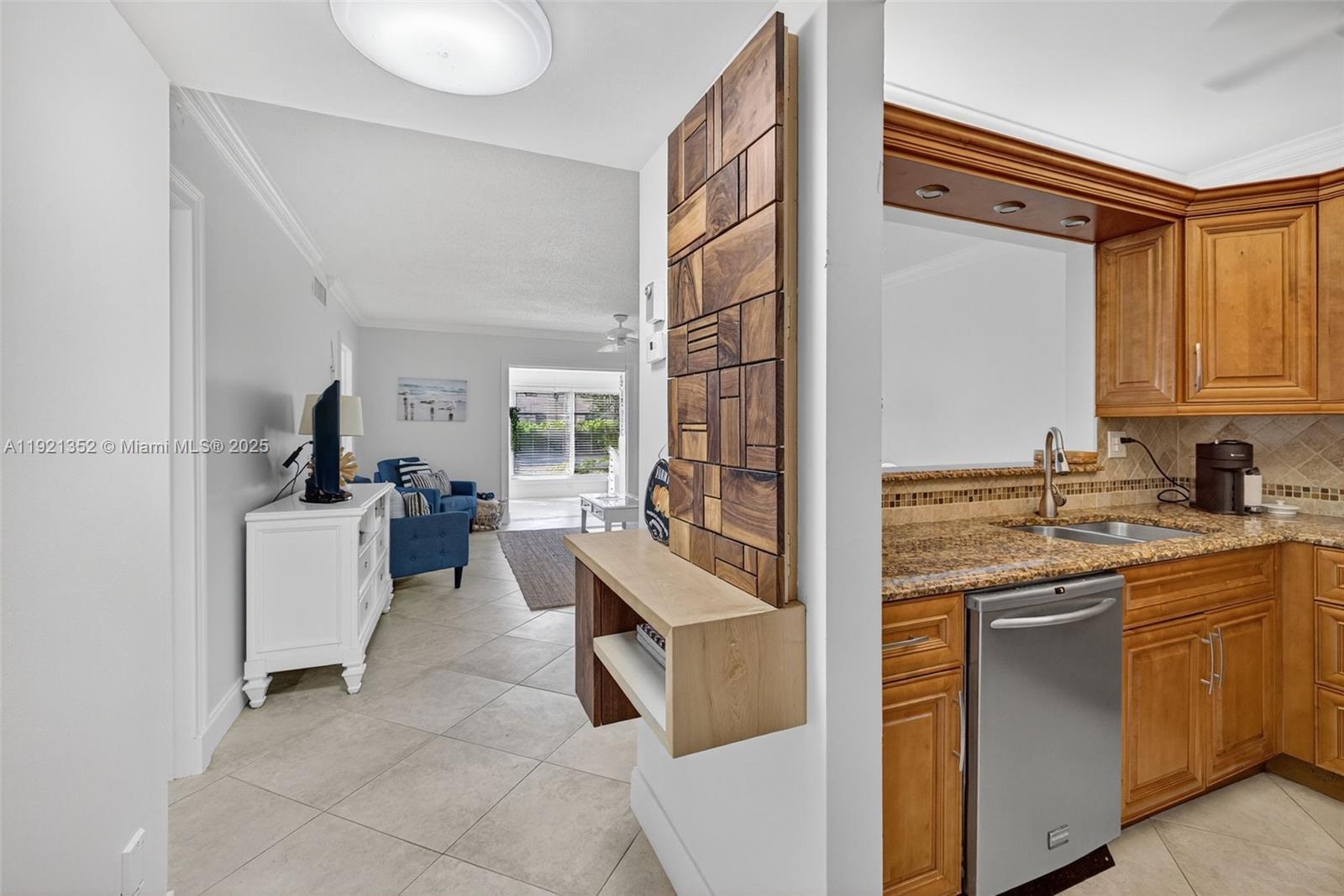 MEADOWS CONDO - Residential