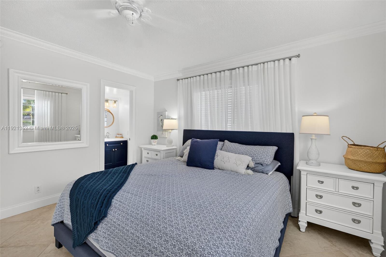 MEADOWS CONDO - Residential