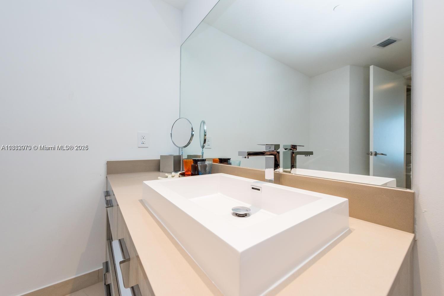 4111 SOUTH OCEAN DRIVE CO - Residential