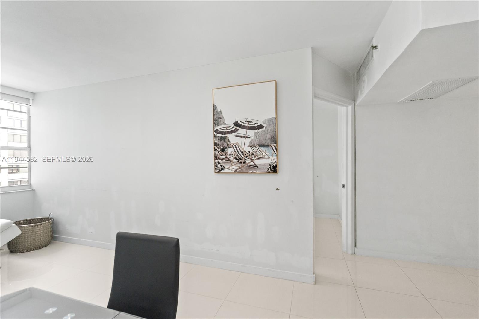 THE DECOPLAGE CONDO - Residential