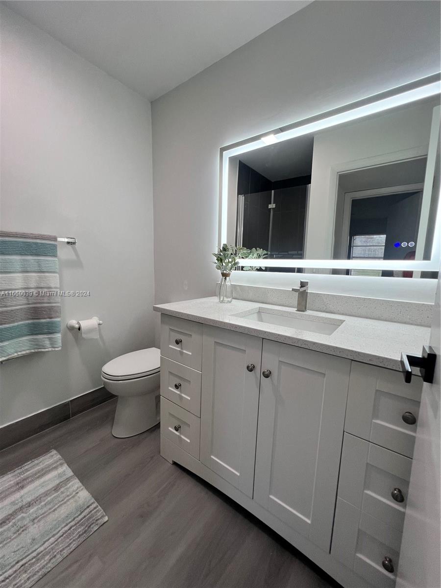 KINGS POINT NORMANDY COND - Residential