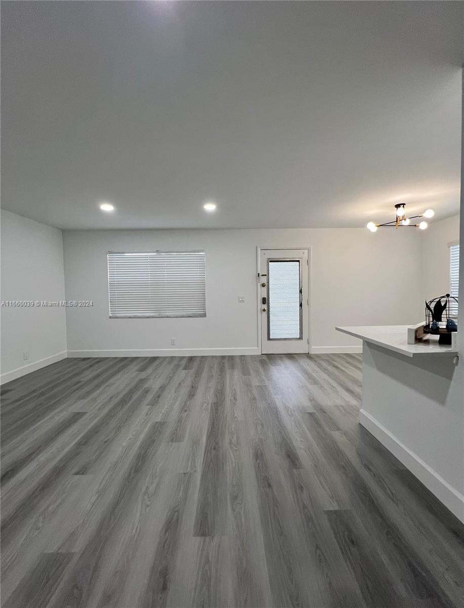 KINGS POINT NORMANDY COND - Residential