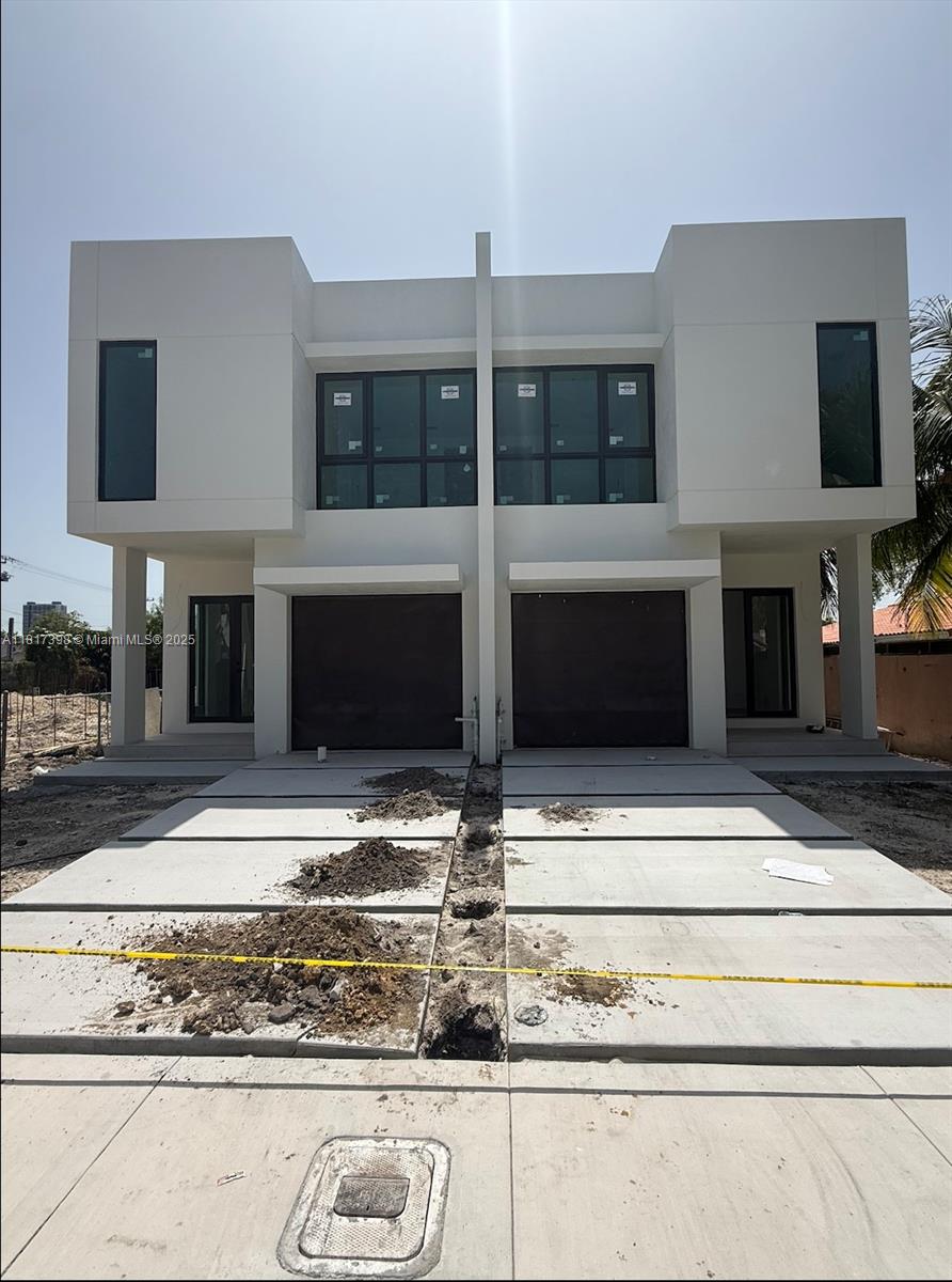 Property for Sale at 2732 Sw 31st Ave, Miami, Broward County, Florida - Bedrooms: 4 
Bathrooms: 4  - $1,390,000