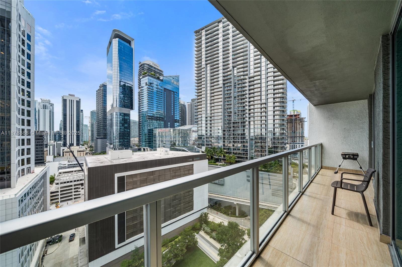 500 BRICKELL WEST CONDO - Residential