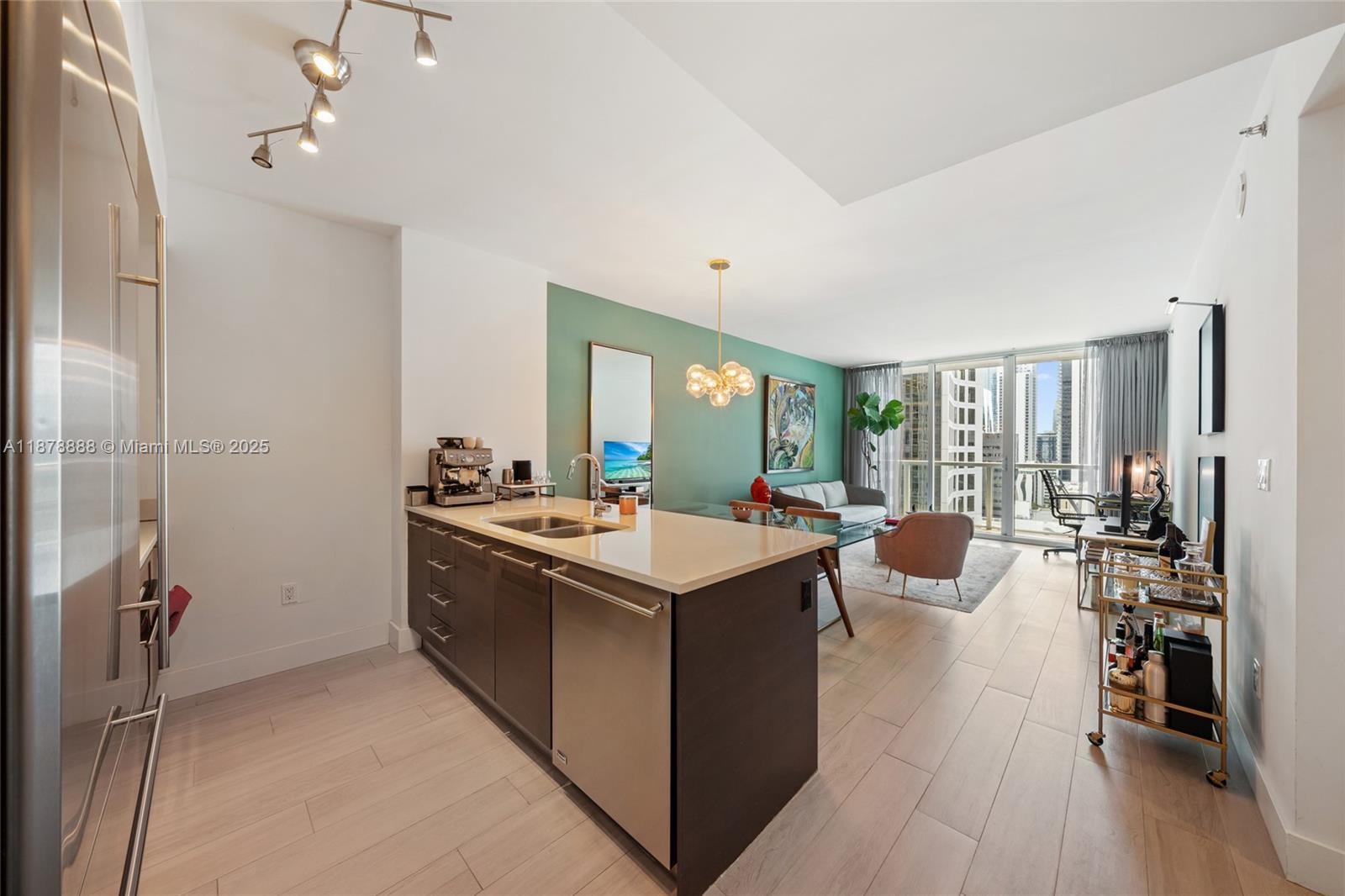 500 BRICKELL WEST CONDO - Residential
