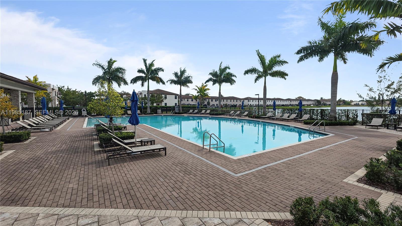 VIA VENTURA NEIGHBORHOOD - Residential