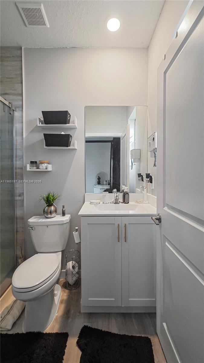 VIA VENTURA NEIGHBORHOOD - Residential