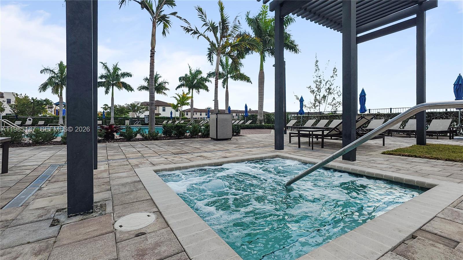 VIA VENTURA NEIGHBORHOOD - Residential