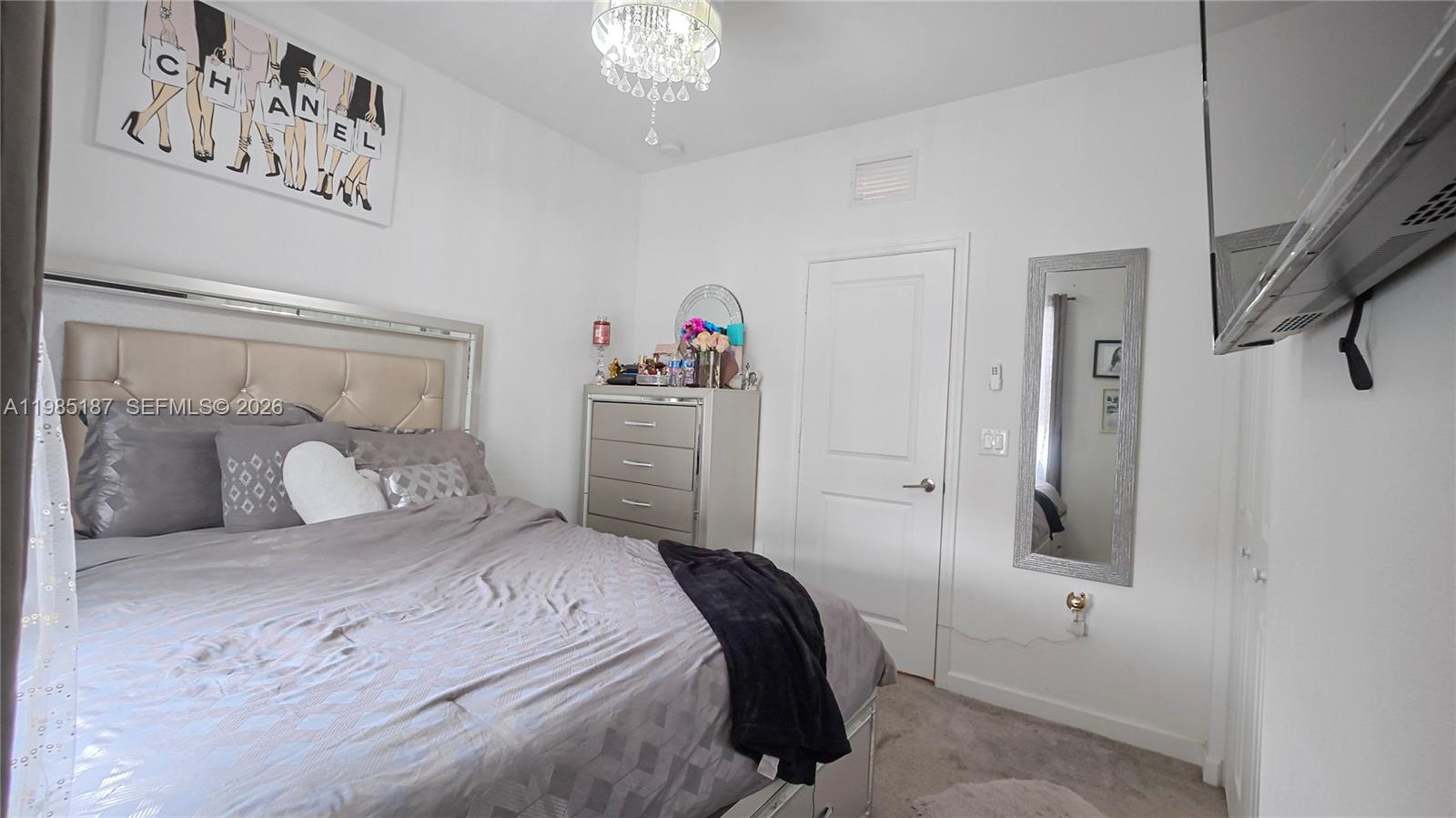 VIA VENTURA NEIGHBORHOOD - Residential