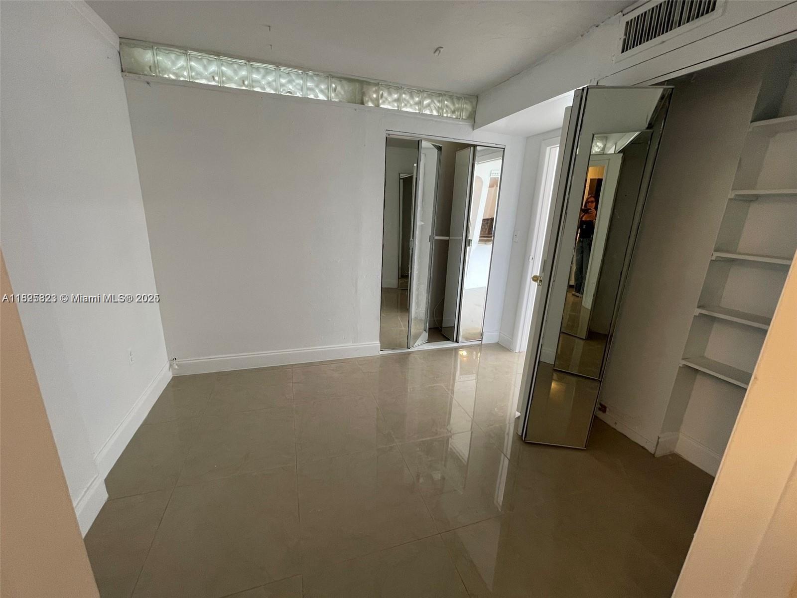 TALL TREES CONDO - Residential