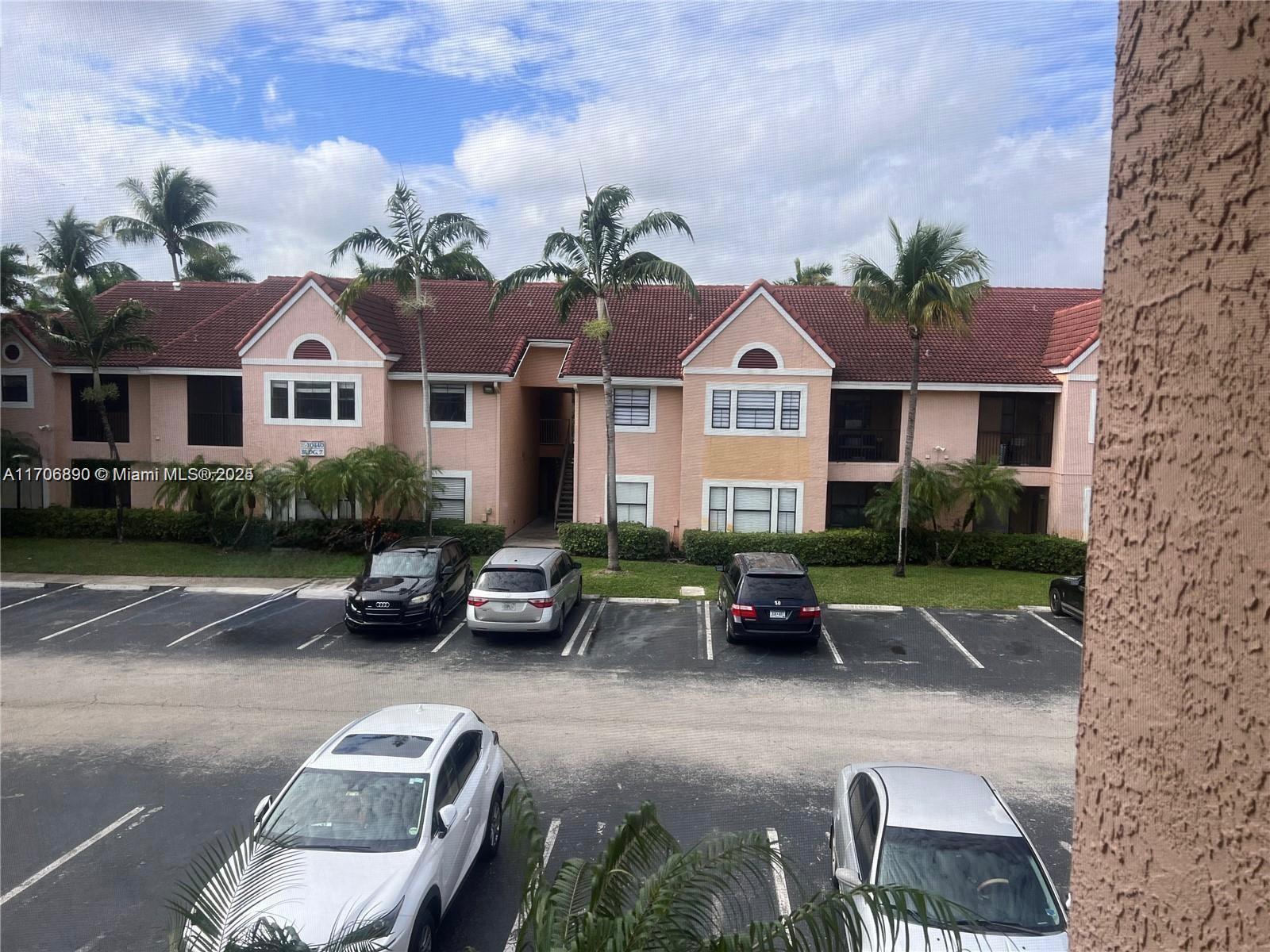 Rental Property at 10441 Sw 156th Ct 425, Miami, Broward County, Florida - Bedrooms: 1 
Bathrooms: 1  - $1,800 MO.