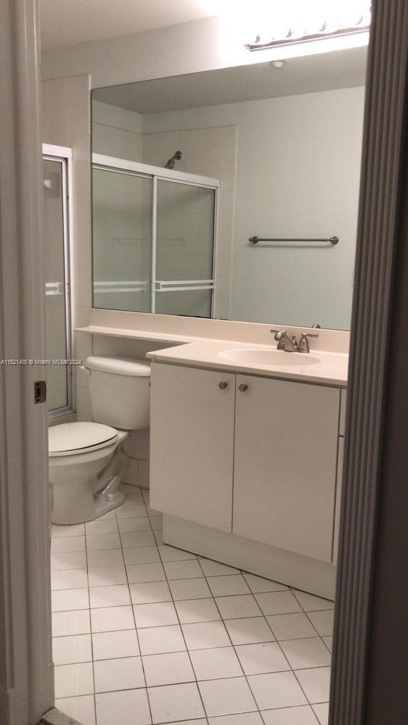 Property for Sale at 10750 Nw 66th St St 212, Doral, Miami-Dade County, Florida - Bedrooms: 3 
Bathrooms: 2  - $465,000