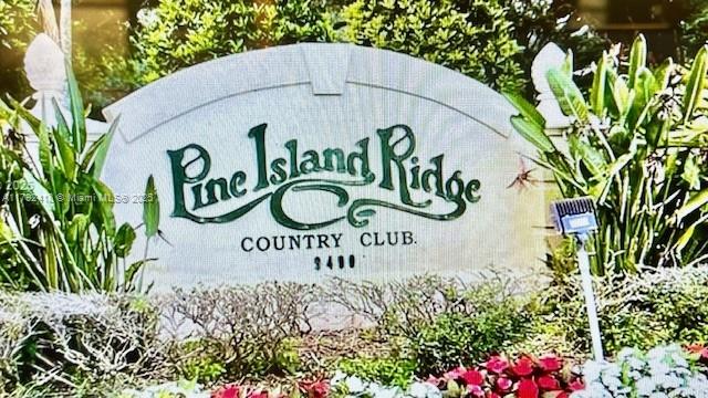 2141 Sw 93rd Way 704, Davie, Broward County, Florida - 2 Bedrooms  
2 Bathrooms - 