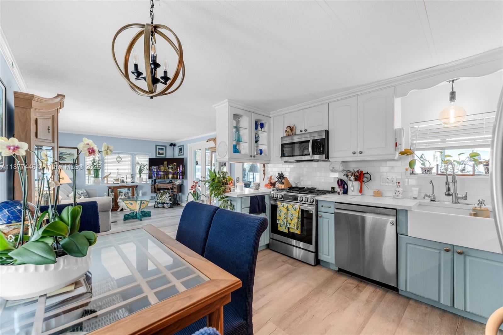 SEXTON COVES ESTATES - Residential