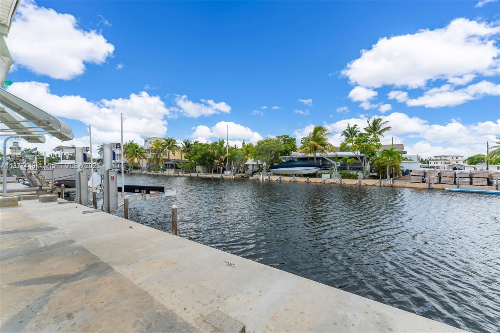 SEXTON COVES ESTATES - Residential