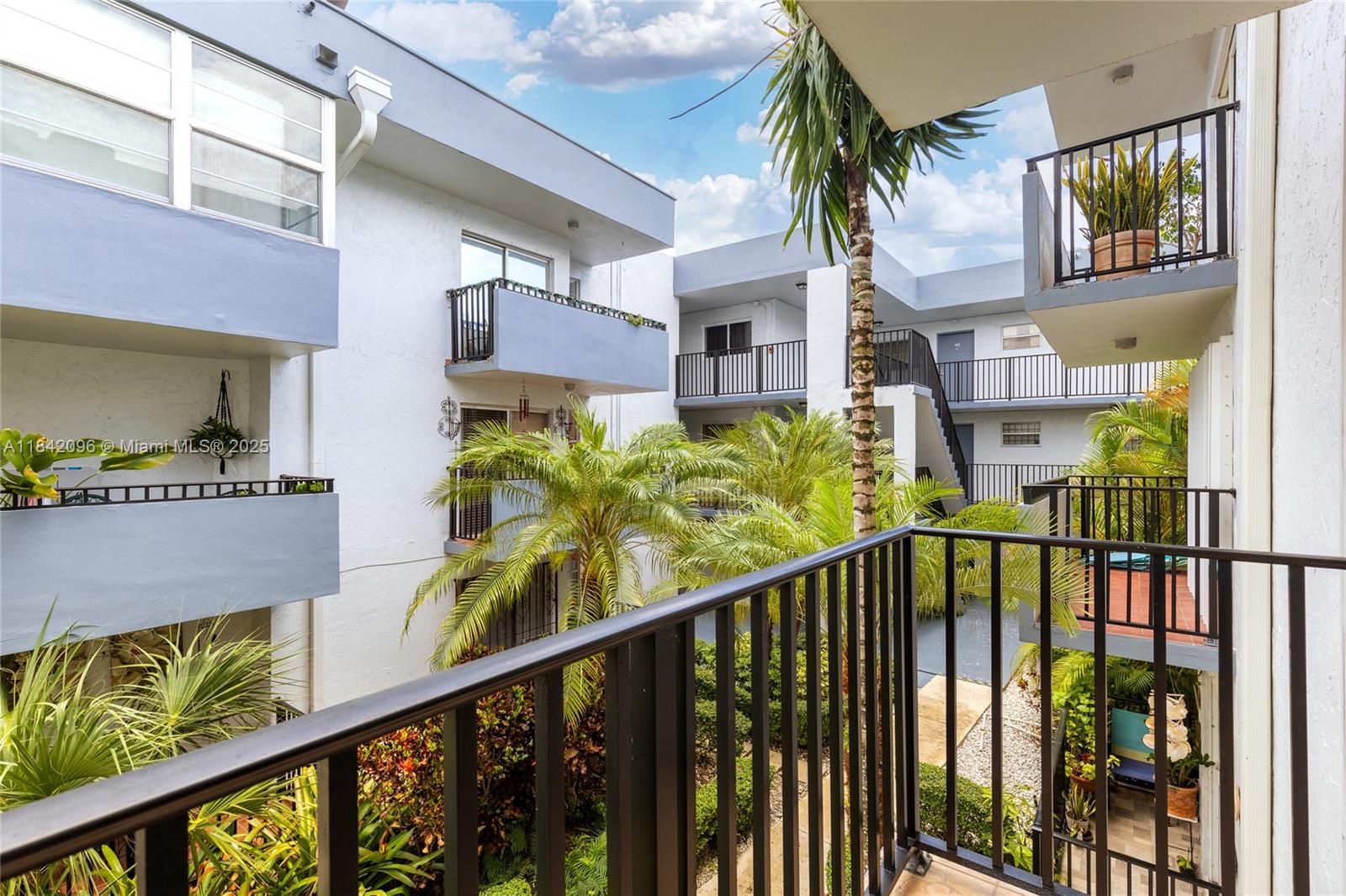 GROVE GARDENS CONDO - Residential