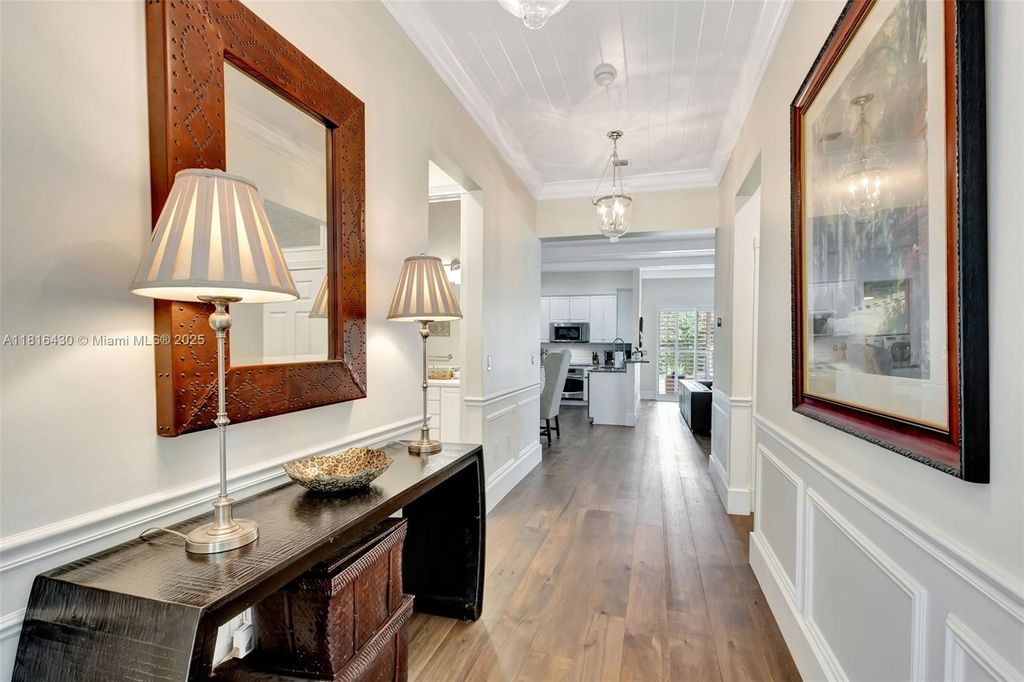 Photo of 1327 Duval St, Jupiter, FL 33458 (MLS # A11816430)