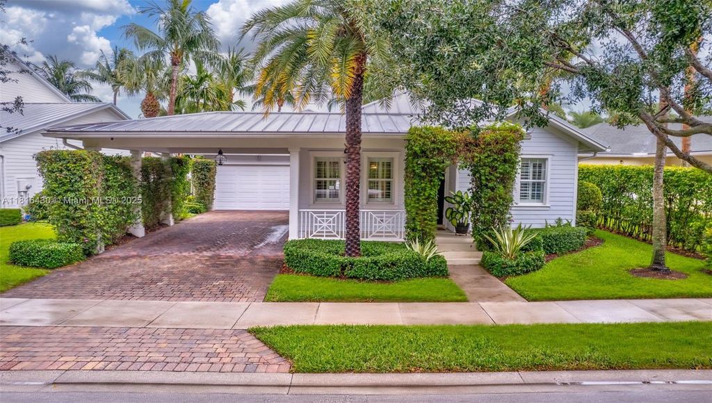 Photo of 1327 Duval St, Jupiter, FL 33458 (MLS # A11816430)