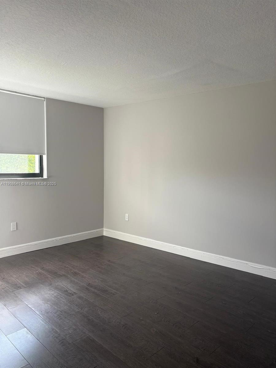 INDIAN LK VILLAGE PHASE 1 - Residential Lease