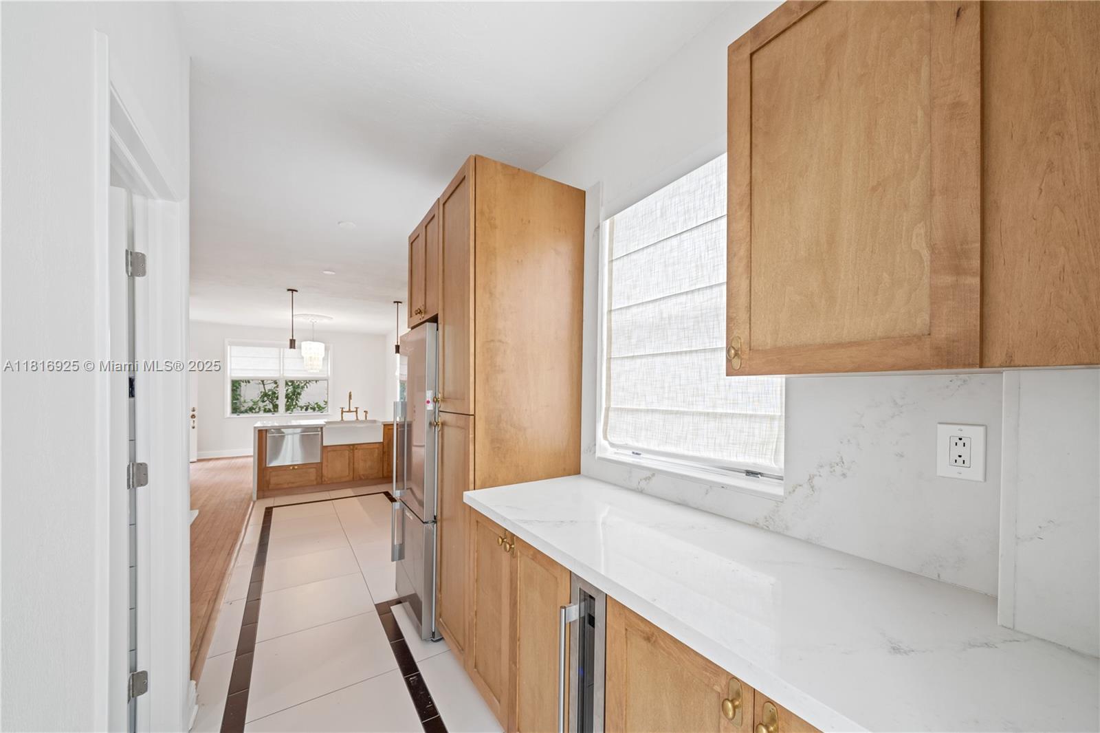 726 Meridian Ave 5