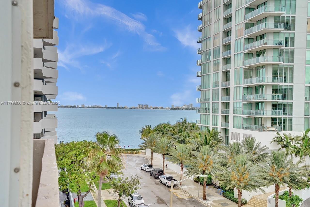 Rental Property at 505 Ne 30th St 502, Miami, Broward County, Florida - Bedrooms: 2 
Bathrooms: 1  - $2,500 MO.