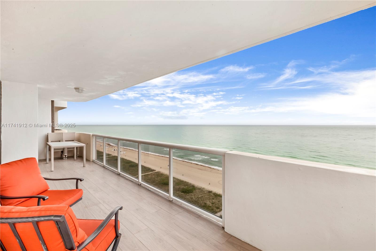 5757 Collins Ave 1805